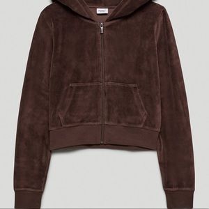 Aritzia Sunday Best Kiera Sweater